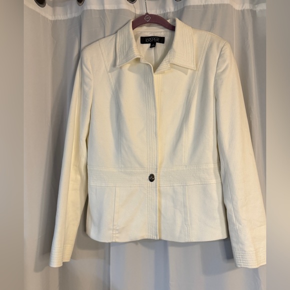 Kasper Jackets & Blazers - Kasper Cream Tailored Blazer Size 6 Classic Workwear Jacket
